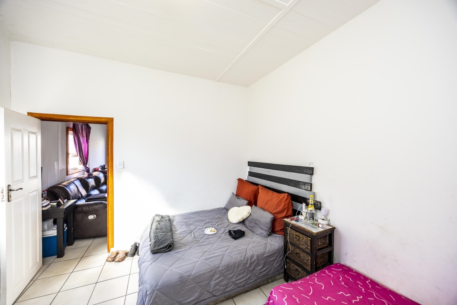 6 Bedroom Property for Sale in Quigney Eastern Cape